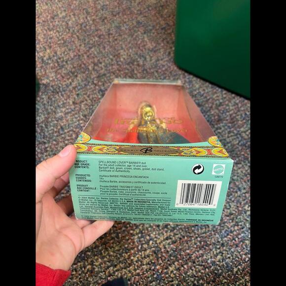 Barbie Legends of Ireland Collection The Spellbound Lover Doll 2004 Mattel G8070 - Picture 7 of 8